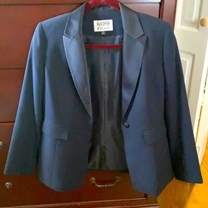 Kasper navy suit